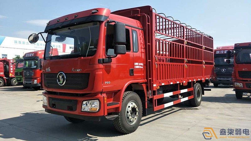工廠(chǎng)貨車(chē)安裝車(chē)輛GPS定位監(jiān)控系統(tǒng)