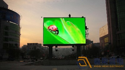 LED顯示屏：戶外使用需要考慮哪些參數(shù)？