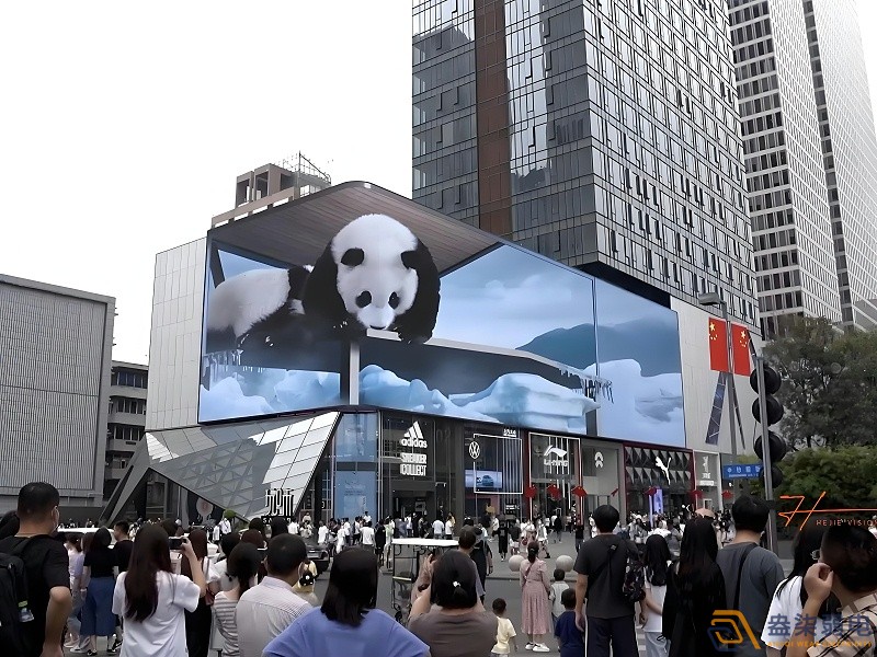 戶外裸眼3D大屏的p值由什么決定？