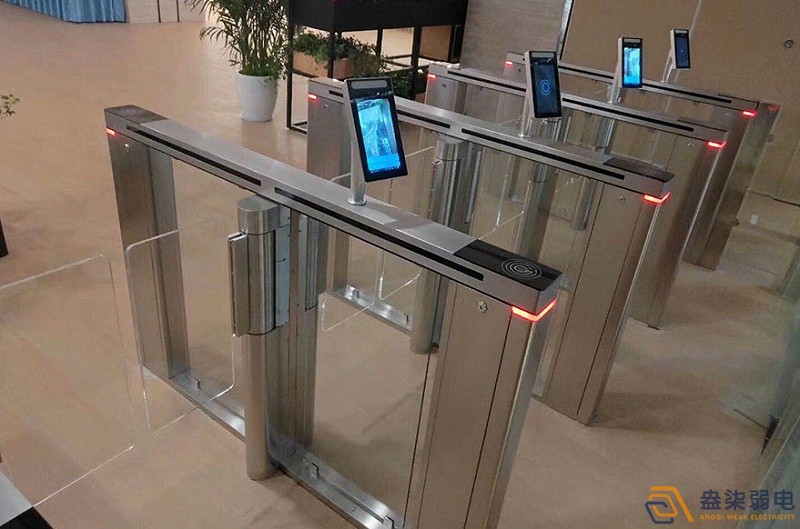 企業(yè)微信禁考勤一體機，快試試！